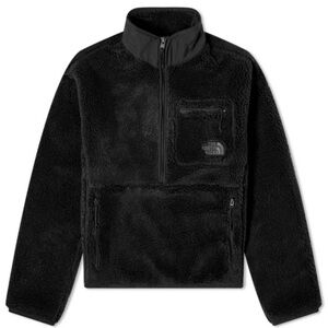 The North Face Black Extreme Pile
Fleece Quarter Zip Pullover NWOT